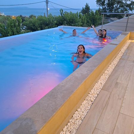 Villa Vasillis-Heated Swimming Pool With Infinity View Vitalades Exterior photo
