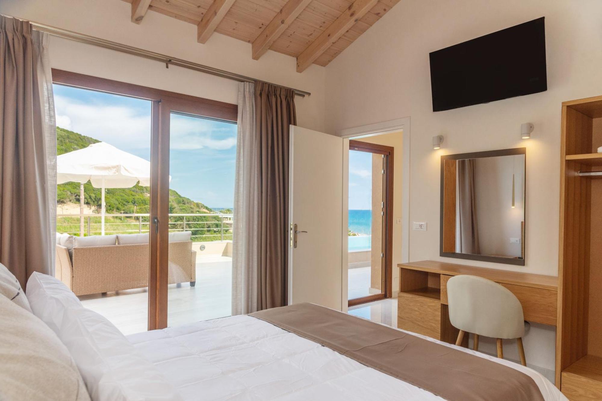Villa Vasillis-Heated Swimming Pool With Infinity View Vitalades Exterior photo