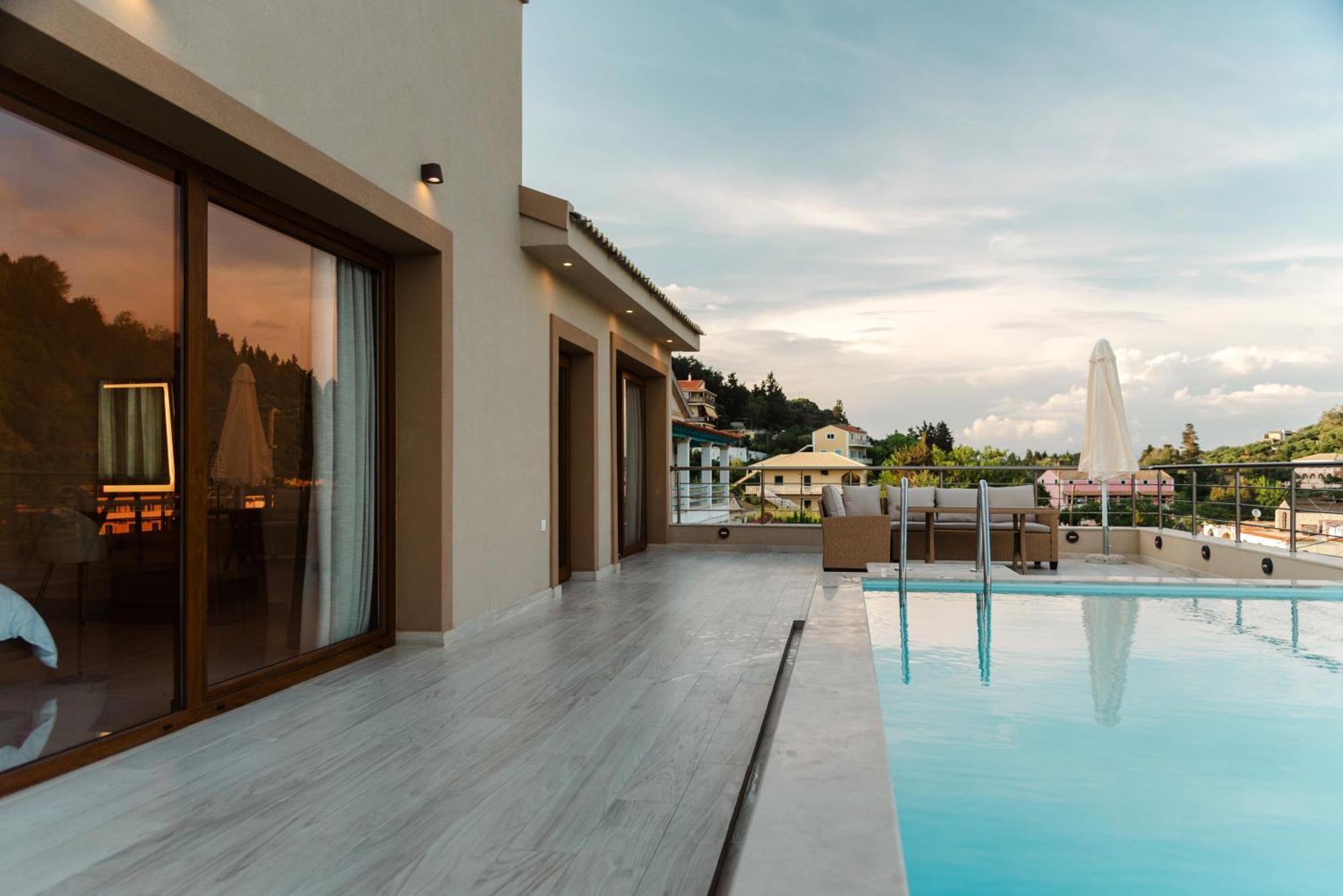 Villa Vasillis-Heated Swimming Pool With Infinity View Vitalades Exterior photo